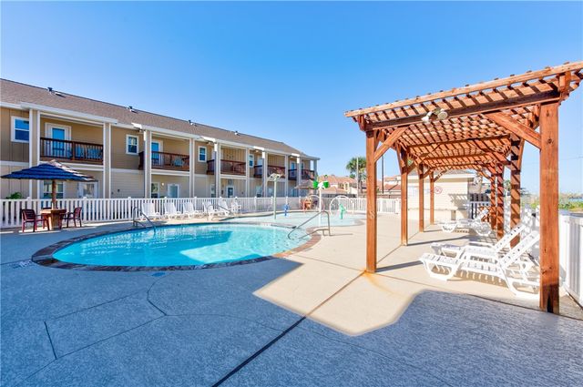 14914 Island Village Dr, Corpus Christi, TX 78418