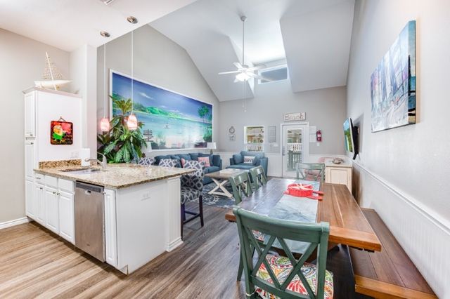 14914 Island Village Dr, Corpus Christi, TX 78418