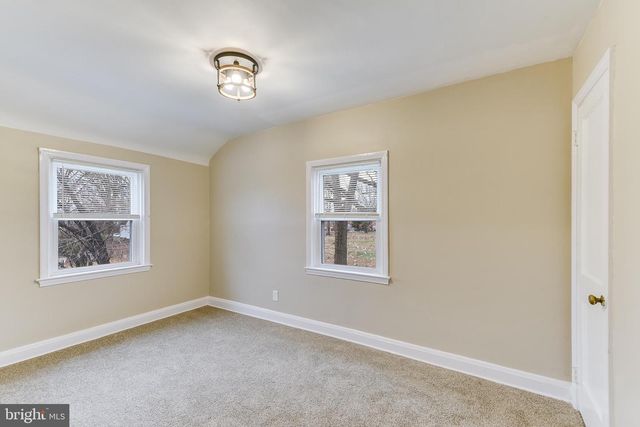 8423 WATER OAK, Parkville, MD 21234