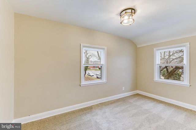 8423 WATER OAK, Parkville, MD 21234