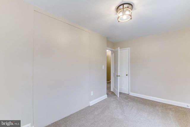 8423 WATER OAK, Parkville, MD 21234