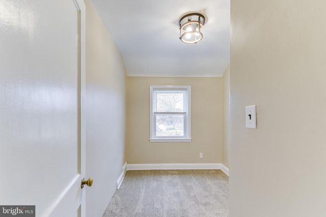 8423 WATER OAK, Parkville, MD 21234