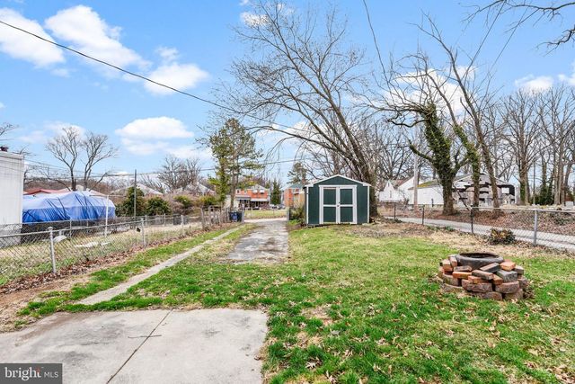 8423 WATER OAK, Parkville, MD 21234