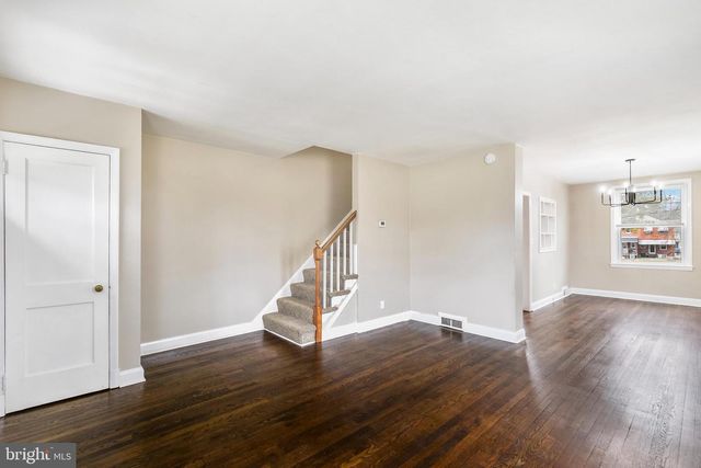 8423 WATER OAK, Parkville, MD 21234