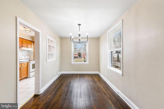 8423 WATER OAK, Parkville, MD 21234