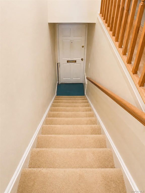 229-28 Kingsbury Avenue B, Bayside, NY 11364 — photo 4
