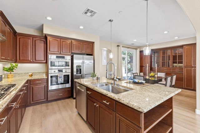 2852 Taymouth Way, Gilroy, CA 95020