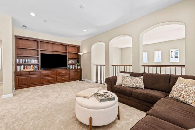 2852 Taymouth Way, Gilroy, CA 95020