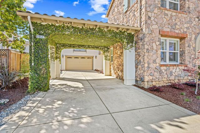 2852 Taymouth Way, Gilroy, CA 95020