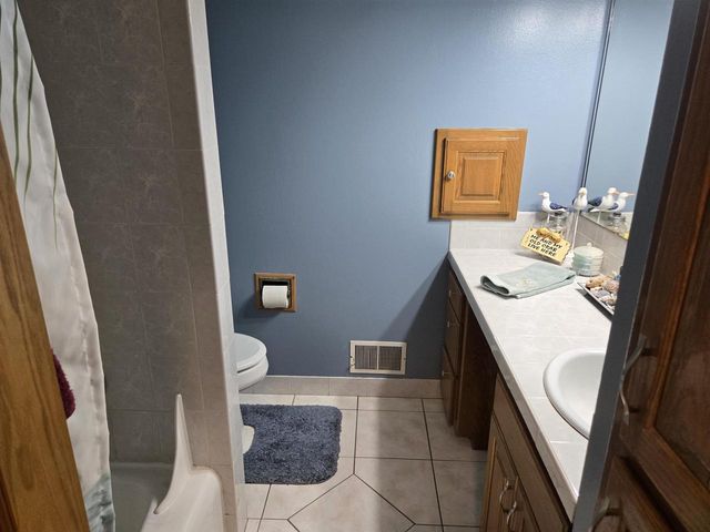 7003 Park Circle, Middleton, WI 53562