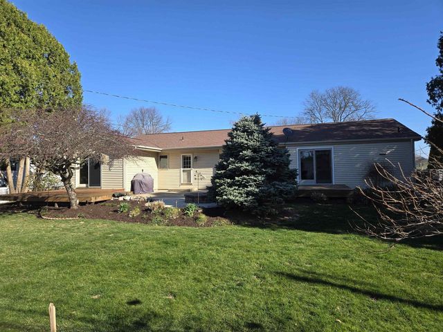 7003 Park Circle, Middleton, WI 53562