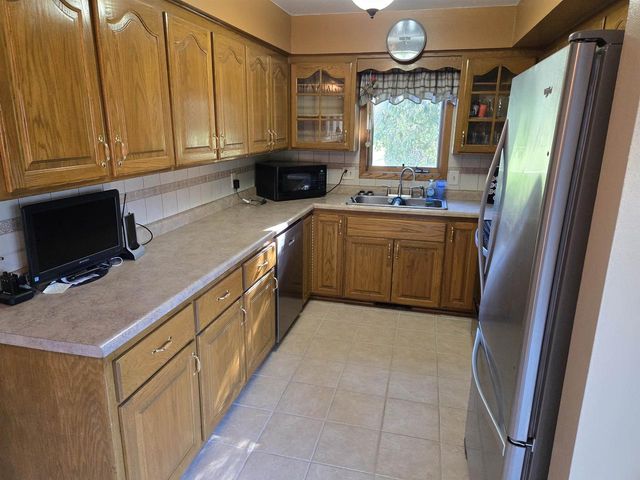 7003 Park Circle, Middleton, WI 53562