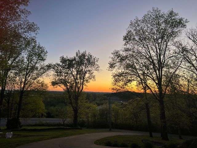 1604 Becca Ln, Columbia, TN 38401