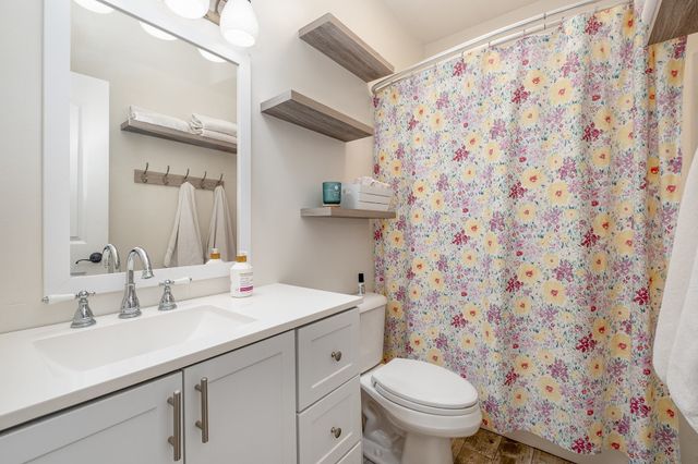 1604 Becca Ln, Columbia, TN 38401