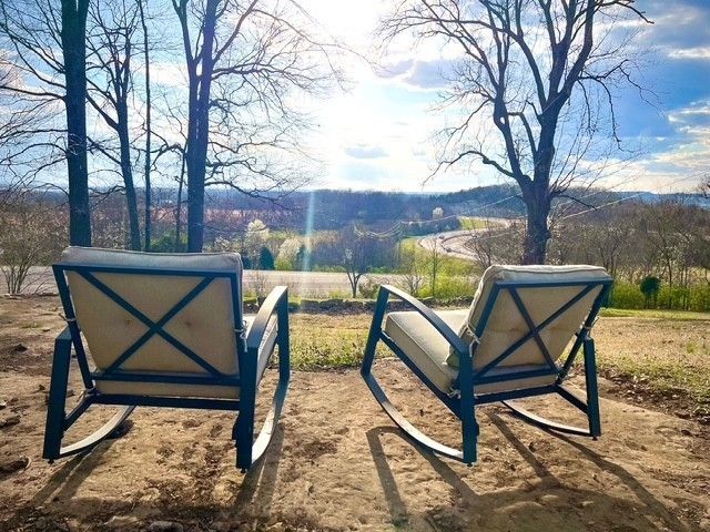 1604 Becca Ln, Columbia, TN 38401