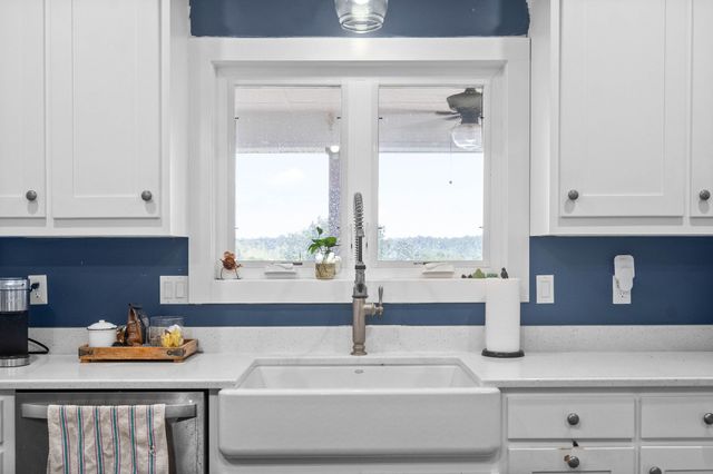 554 Hayes Ridge Rd, Indian Mound, TN 37079