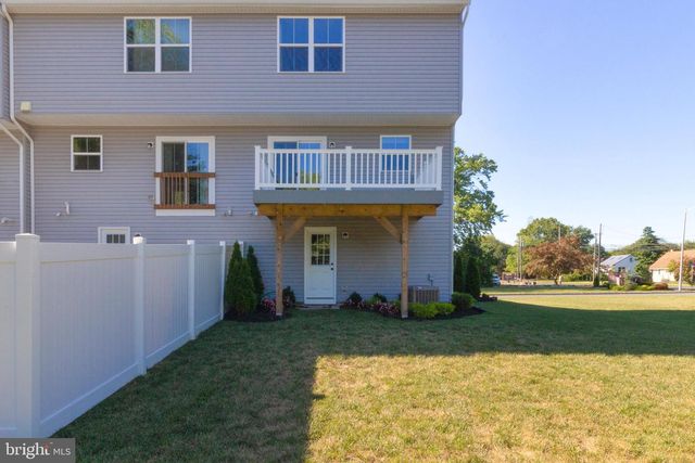 2 COMFORT RD, Williamstown, NJ 08094