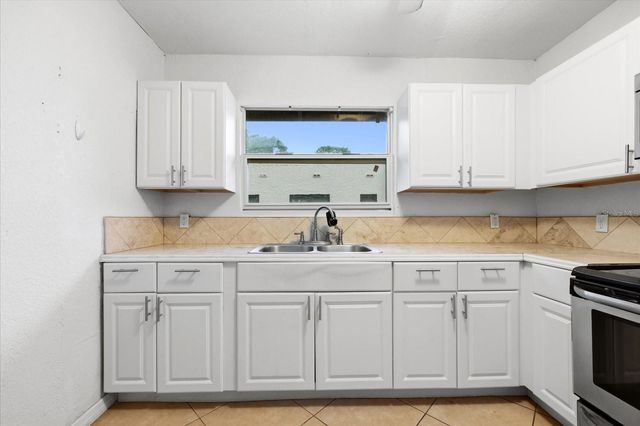 1919 QUINCY STREET S, St Petersburg, FL 33711