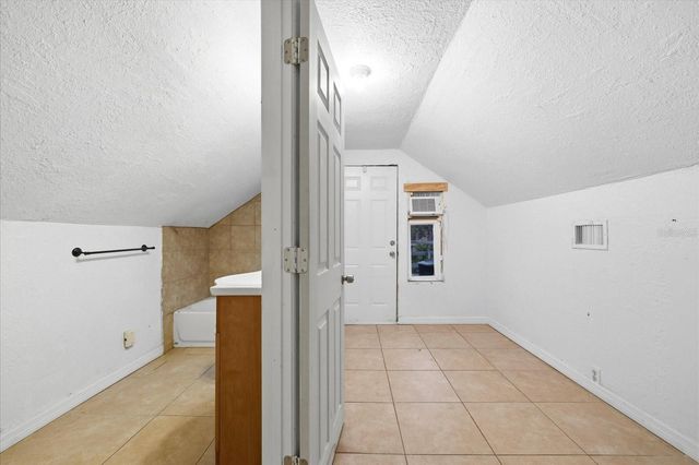 1919 QUINCY STREET S, St Petersburg, FL 33711