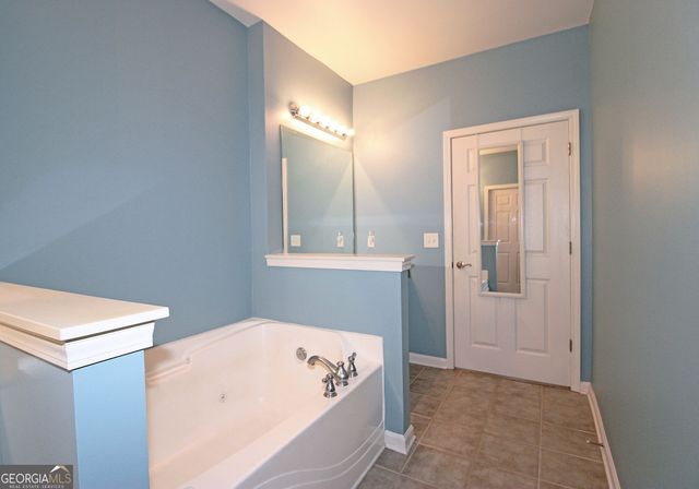 3150 Woodwalk Drive 2110, Atlanta, GA 30339