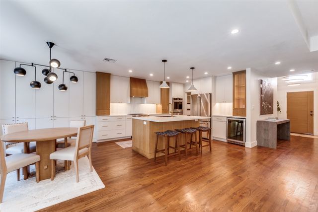 7838 Southwestern Boulevard, Dallas, TX 75225