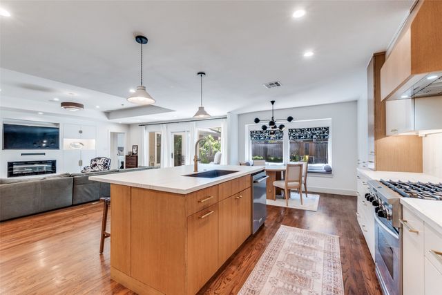 7838 Southwestern Boulevard, Dallas, TX 75225