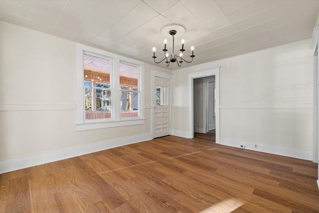 6036 3rd AVENUE, Kenosha, WI 53143