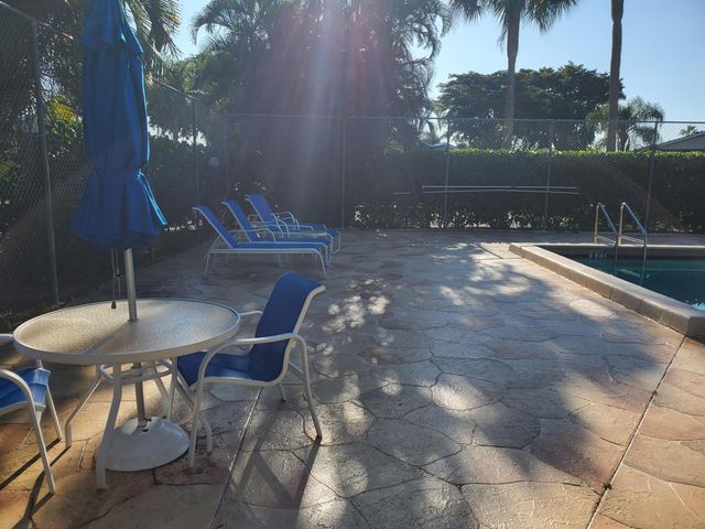 4327 Willow Brook Circle, West Palm Beach, FL 33417