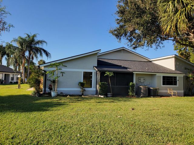 4327 Willow Brook Circle, West Palm Beach, FL 33417