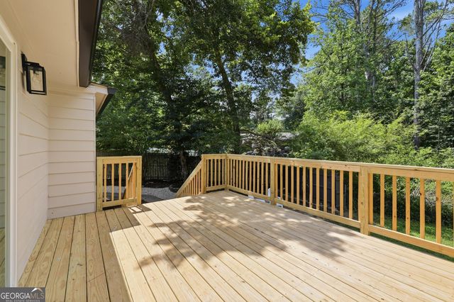 5800 Yellow Creek Road, Murrayville, GA 30564