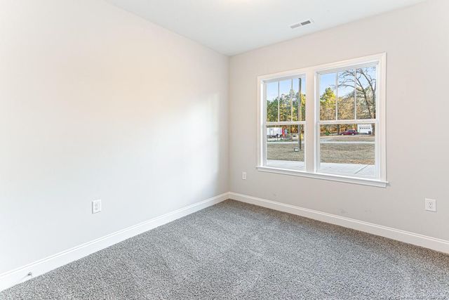 9416 Nc 27 W, Lillington, NC 27546