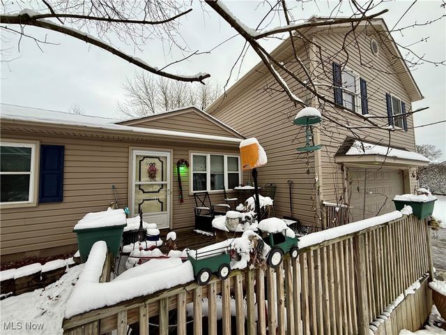 5000 Mildred Circle SW, Navarre, OH 44662