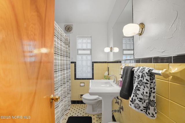 4440 Woodmont Road, Toledo, OH 43613