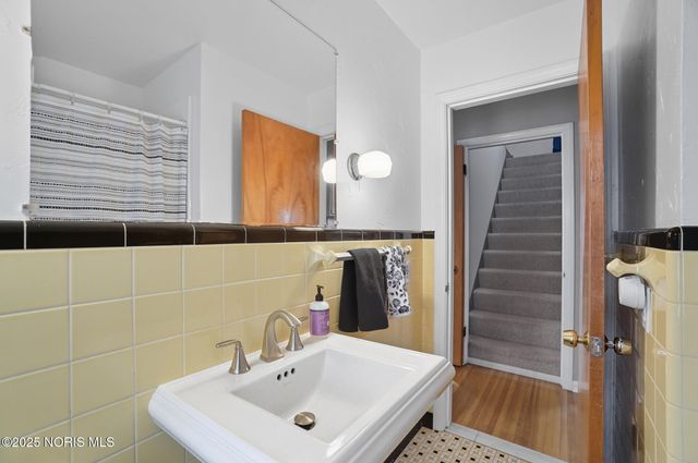 4440 Woodmont Road, Toledo, OH 43613