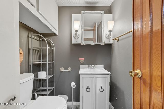 4440 Woodmont Road, Toledo, OH 43613