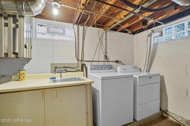 4440 Woodmont Road, Toledo, OH 43613