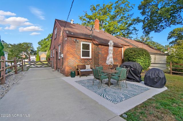 4440 Woodmont Road, Toledo, OH 43613