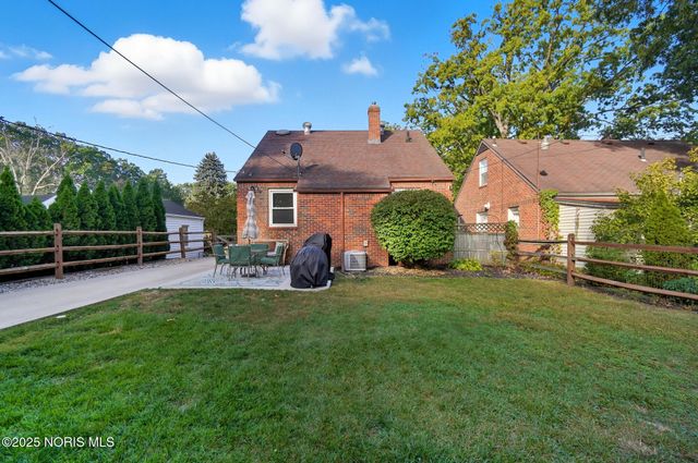 4440 Woodmont Road, Toledo, OH 43613