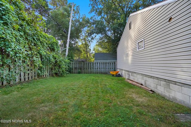 4440 Woodmont Road, Toledo, OH 43613