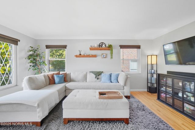 4440 Woodmont Road, Toledo, OH 43613