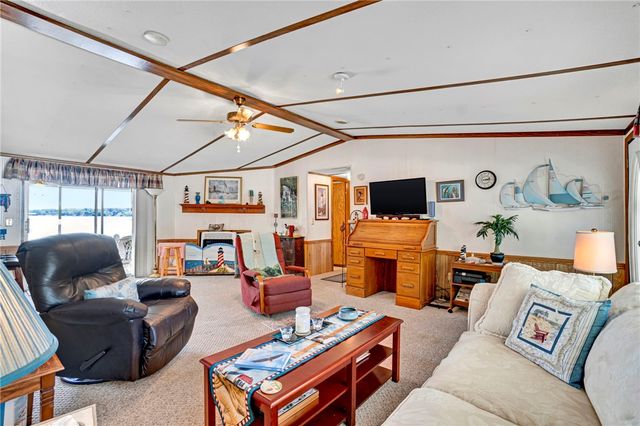 225 Nicholson Cove Road, Seneca, SC 29672