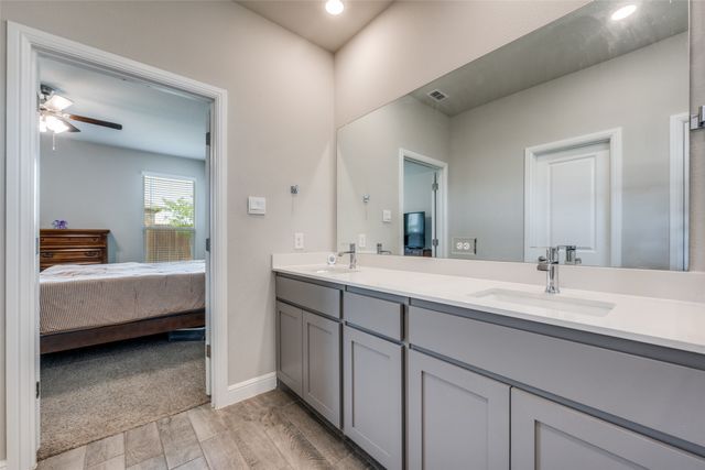 5267 Mountain View Drive, Krum, TX 76249