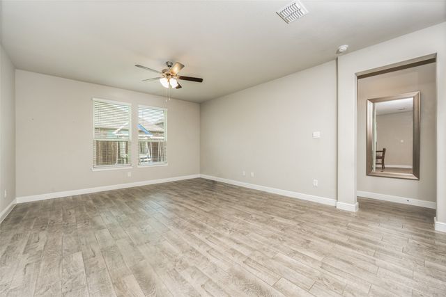 5267 Mountain View Drive, Krum, TX 76249