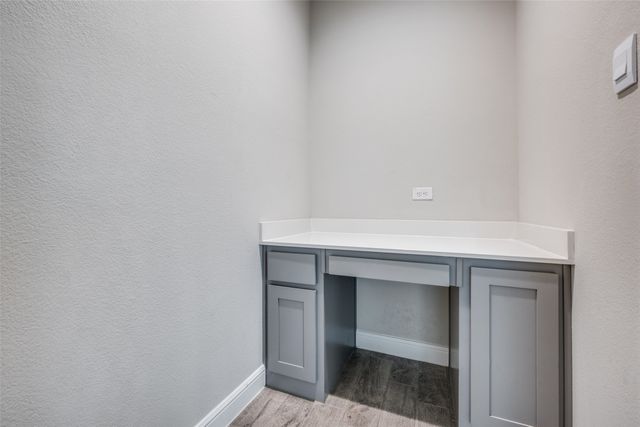 5267 Mountain View Drive, Krum, TX 76249