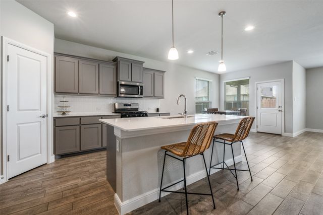 5267 Mountain View Drive, Krum, TX 76249