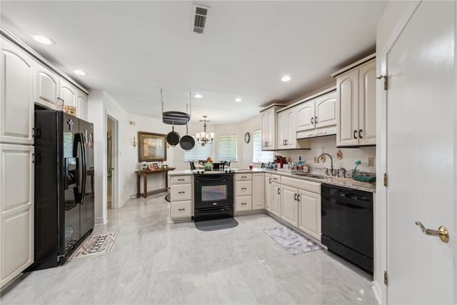 3532 Fairway Ct, Blairsville Area, PA 15717