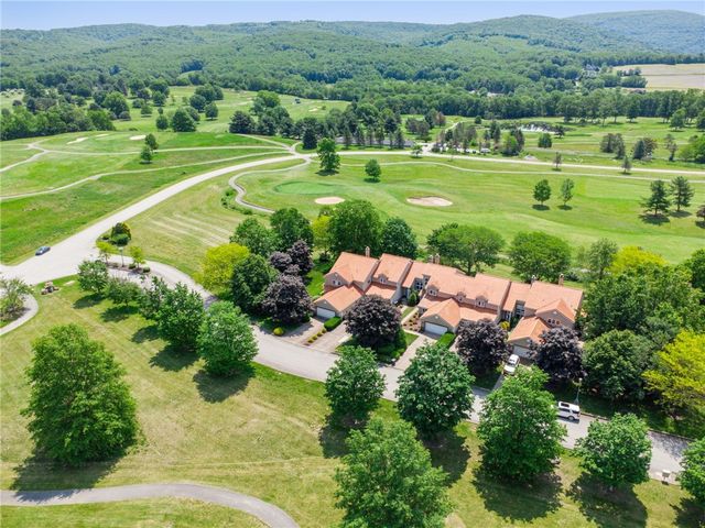 3532 Fairway Ct, Blairsville Area, PA 15717