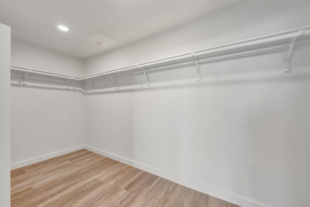 4004 Banister Ln LN 310, Austin, TX 78704