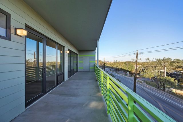 4004 Banister Ln LN 310, Austin, TX 78704