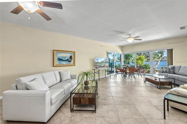 1320 MOONMIST DRIVE B-11, Sarasota, FL 34242